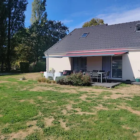 Climatisee Proche Circuit 24h Du Mans Privatunterkunft *